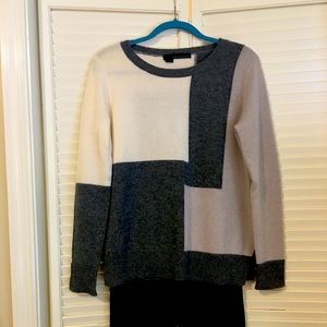 Beautiful 100% cashmere cream/black/gray sweater